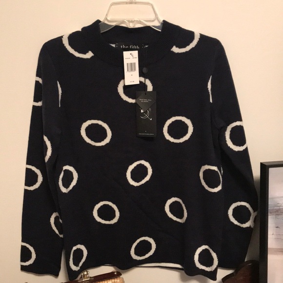 Sweater - Picture 2 of 4